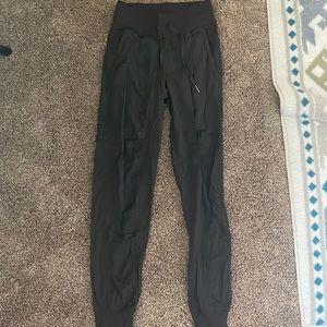 lululemon joggers